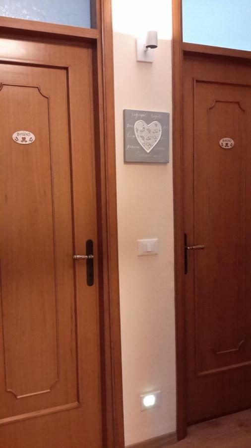 B&B Il Mondo Di Ross เวโรนา ภายนอก รูปภาพ